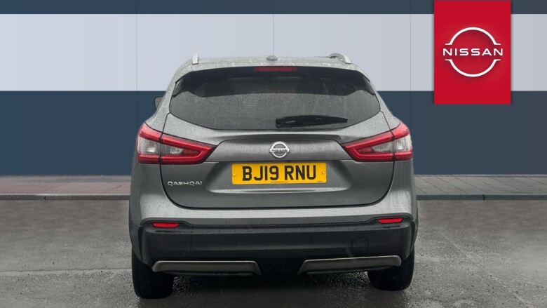 Nissan Qashqai 1.3 DiG-T Tekna 5dr Petrol Hatchback